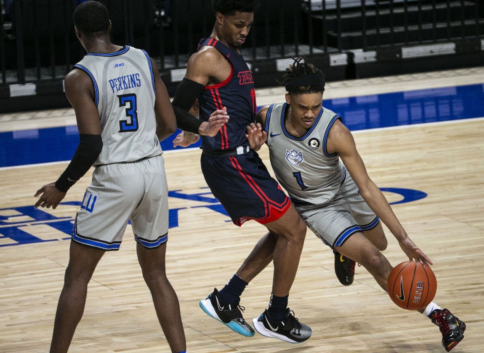 Billikens face off with Flyers